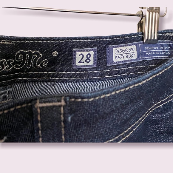 Miss Me Easy Boot Cut Jeans Dark Denim Like New - Picture 5 of 5